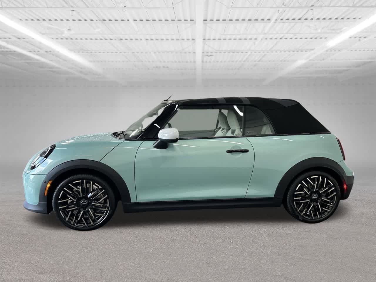New 2026 MINI Cooper S image 2