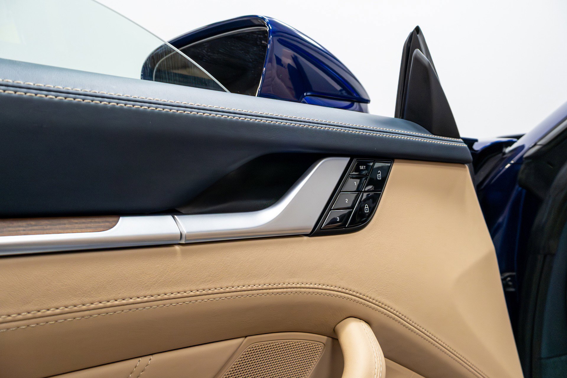 Used 2021 Porsche 911 Turbo S image 59