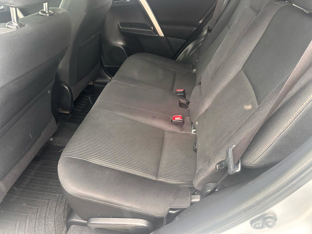 Used 2015 Toyota RAV4 XLE image 9