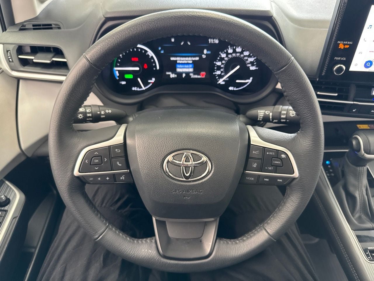 Certified 2025 Toyota Sienna XLE w/ XLE Plus Package AWD/4WD image 20