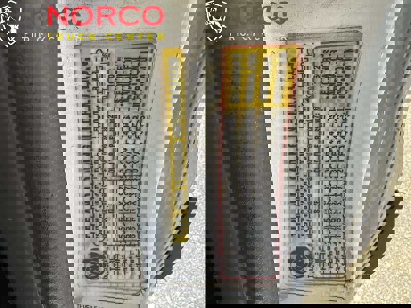 Used 2015 Ford Transit Connect XL image 26