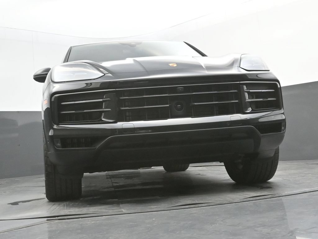 Certified 2026 Porsche Cayenne Coupe AWD/4WD image 38