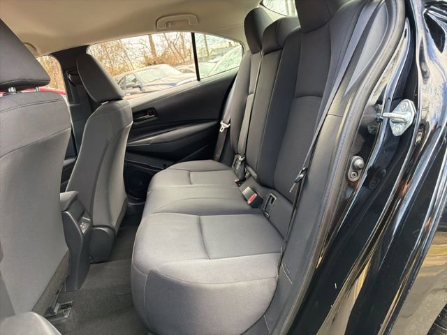 Used 2024 Toyota Corolla LE FWD image 9