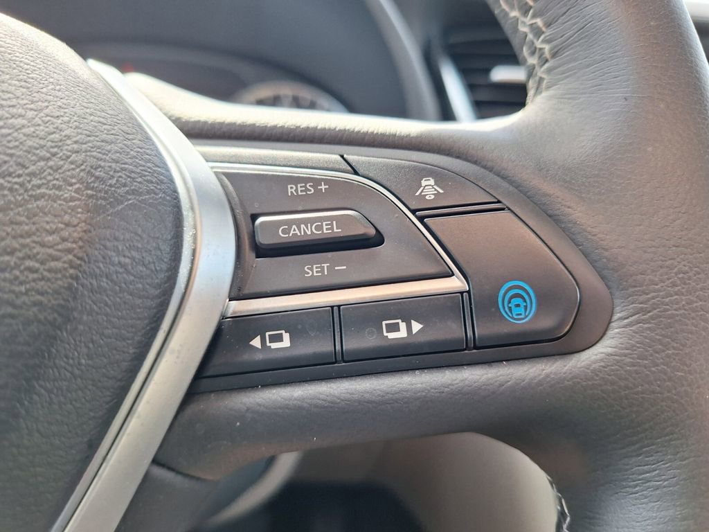 Used 2025 INFINITI QX50 Luxe AWD/4WD image 14