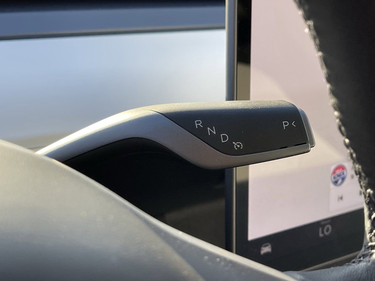 Used 2023 Tesla Model 3 Standard Range image 9