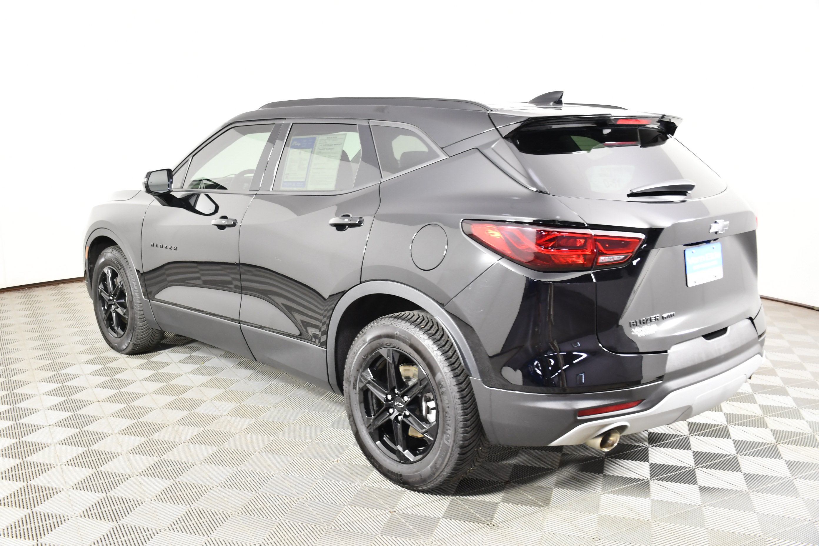 Used 2023 Chevrolet Blazer LT w/ Midnight/Sport Edition AWD/4WD image 8