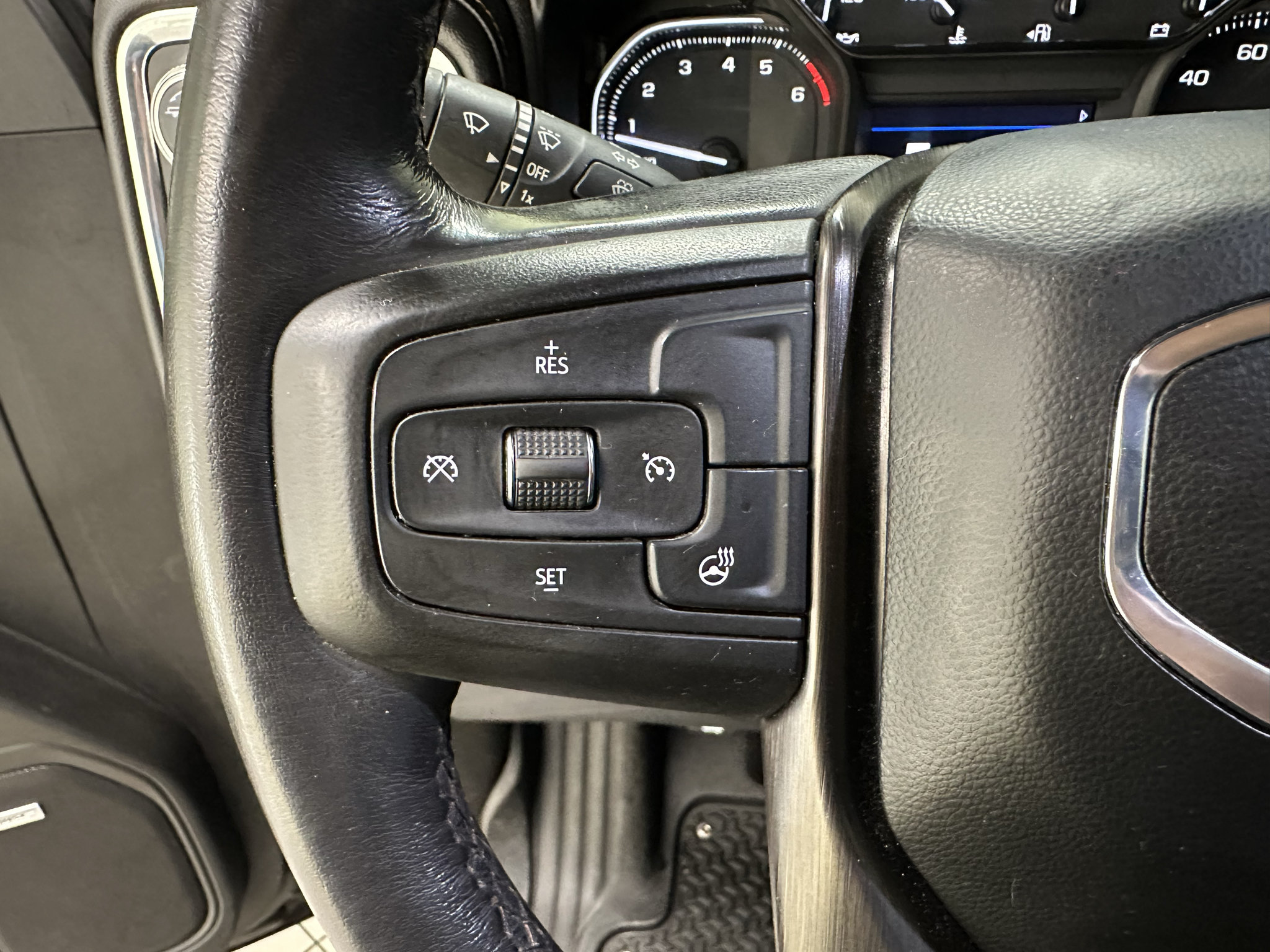 Used 2021 GMC Sierra 1500 AT4 w/ AT4 Preferred Package AWD/4WD image 33