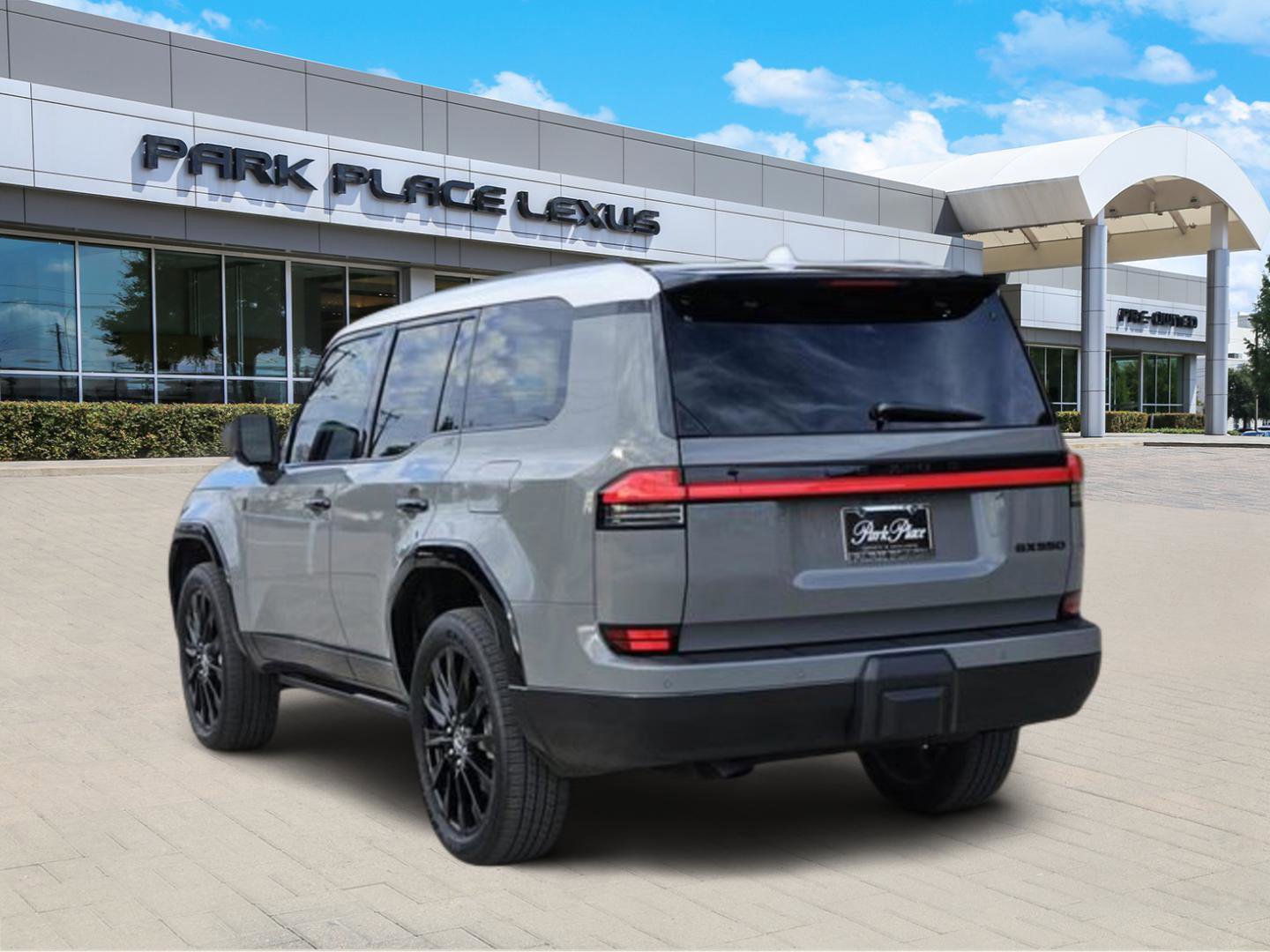 Used 2025 Lexus GX 550 image 4