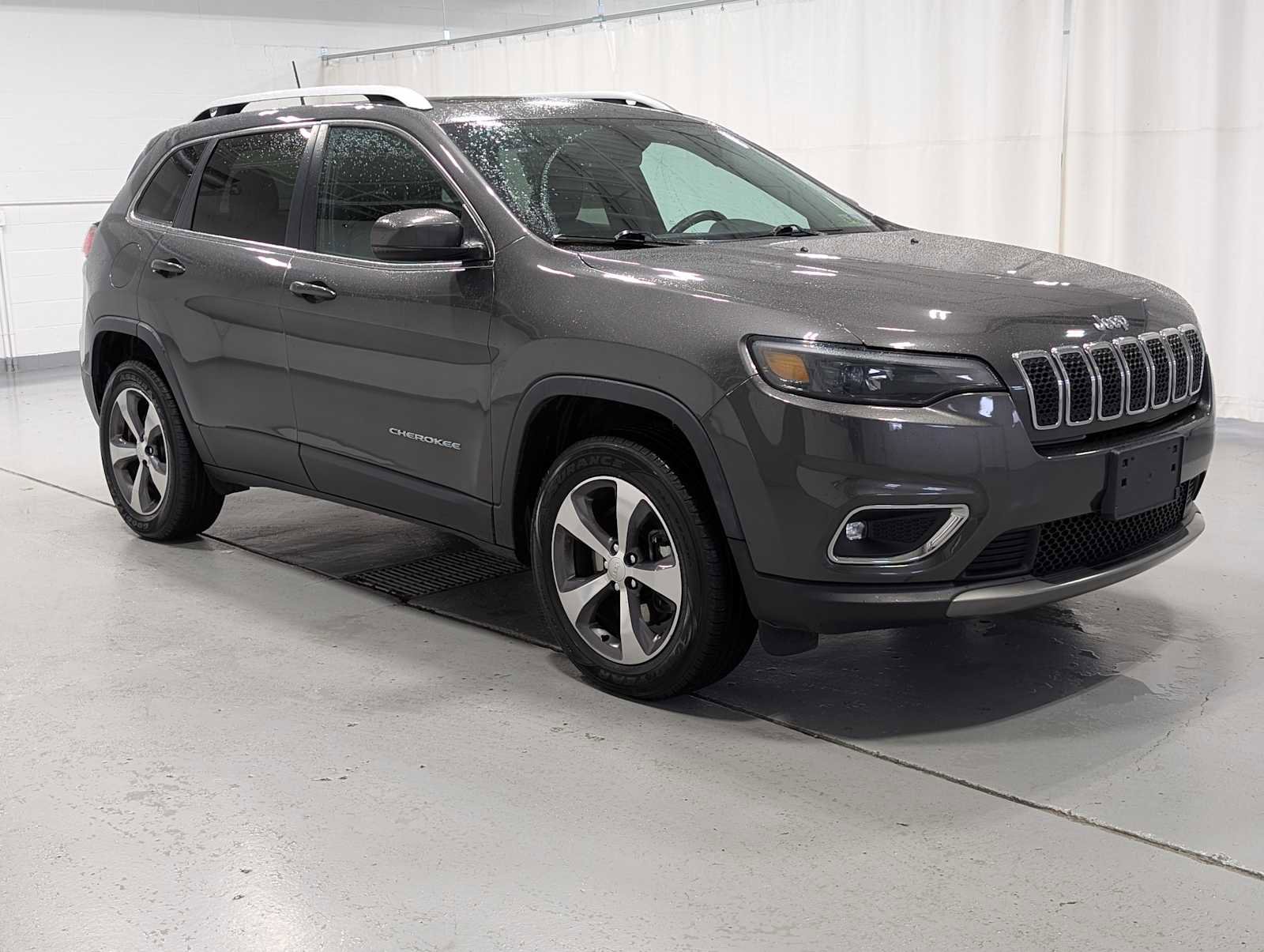 Used 2019 Jeep Cherokee Limited image 6