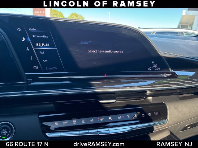 Used 2023 Cadillac Escalade Sport AWD/4WD image 17