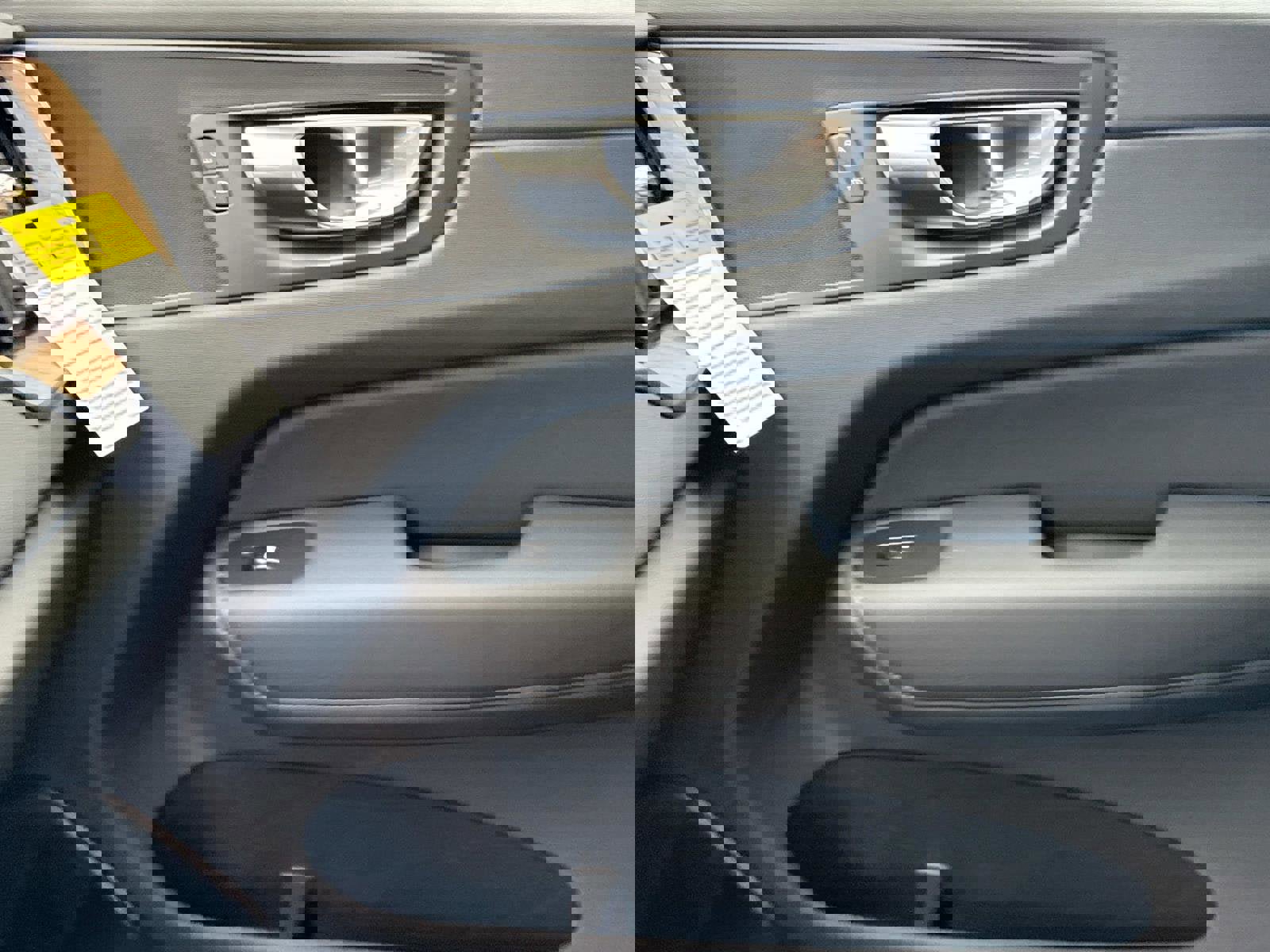 New 2026 Volvo XC60 B5 Plus w/ Climate Package image 20