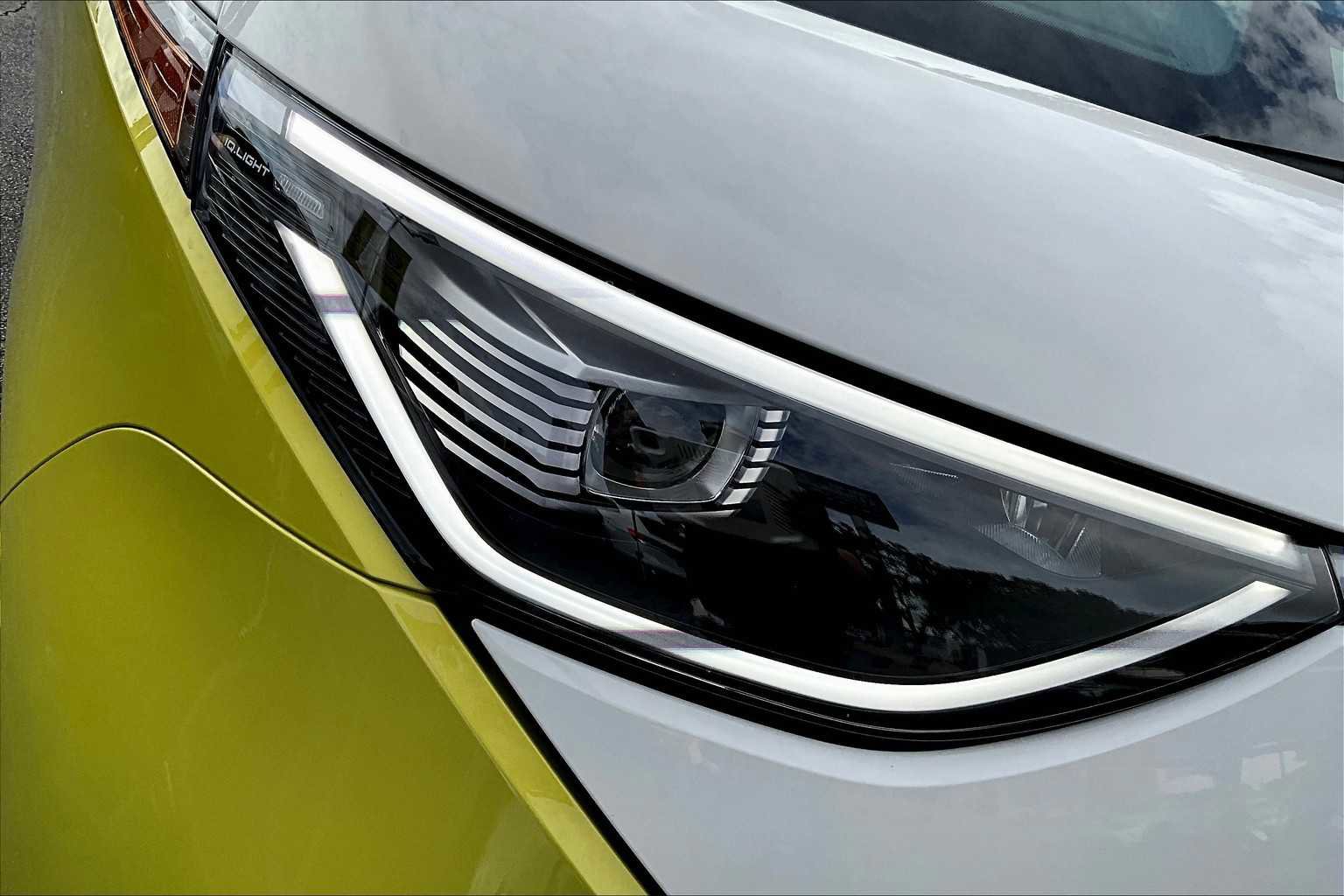 New 2025 Volkswagen ID. Buzz 1st Edition image 13