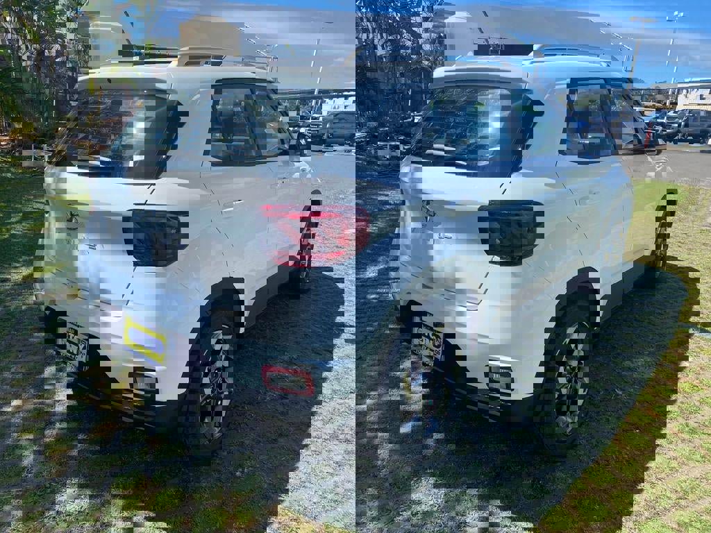 New 2026 Hyundai Venue SEL FWD image 25