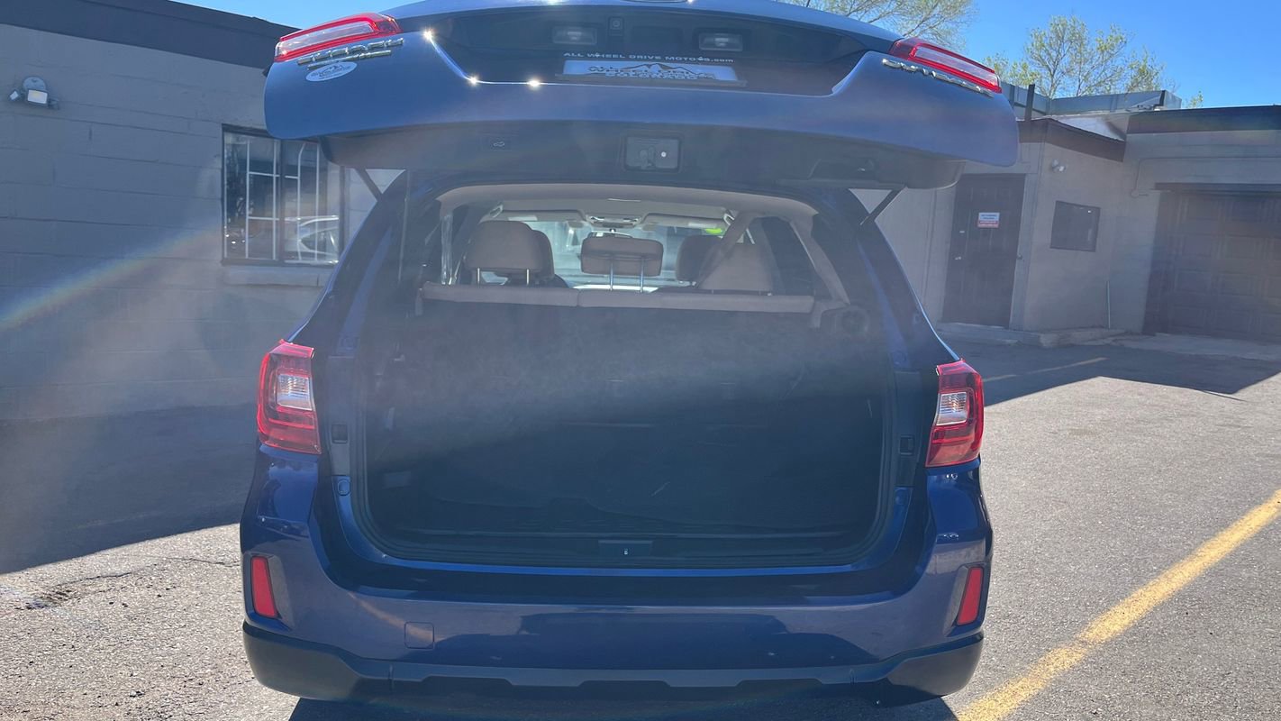 Used 2015 Subaru Outback 2.5i Premium image 21