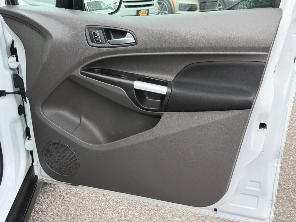 Used 2021 Ford Transit Connect XLT image 19