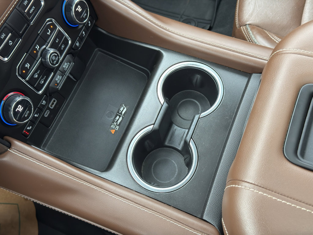 Used 2023 Chevrolet Suburban High Country AWD/4WD image 24