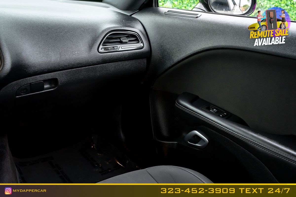 Used 2019 Dodge Challenger R/T w/ Blacktop Package image 21