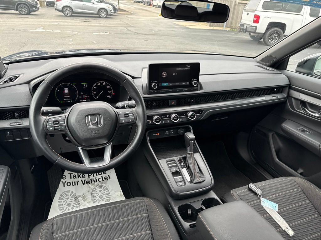 Certified 2025 Honda CR-V Sport image 34