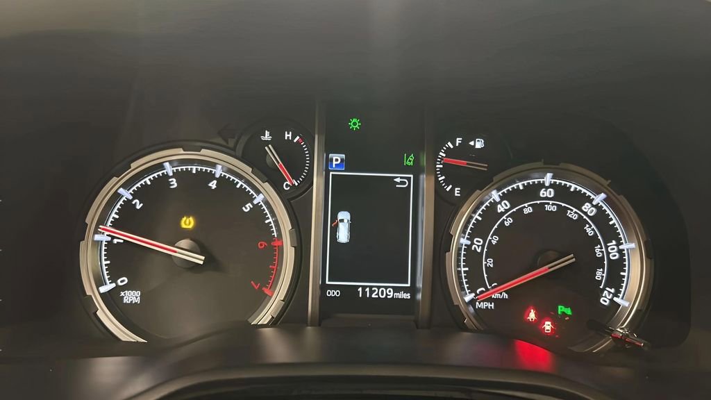 Used 2023 Toyota 4Runner Limited image 20