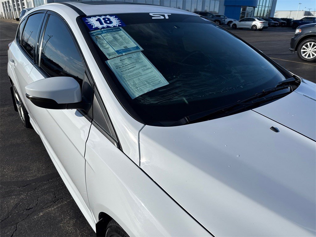 Used 2018 Ford Focus ST w/ Equipment Group 402A image 13