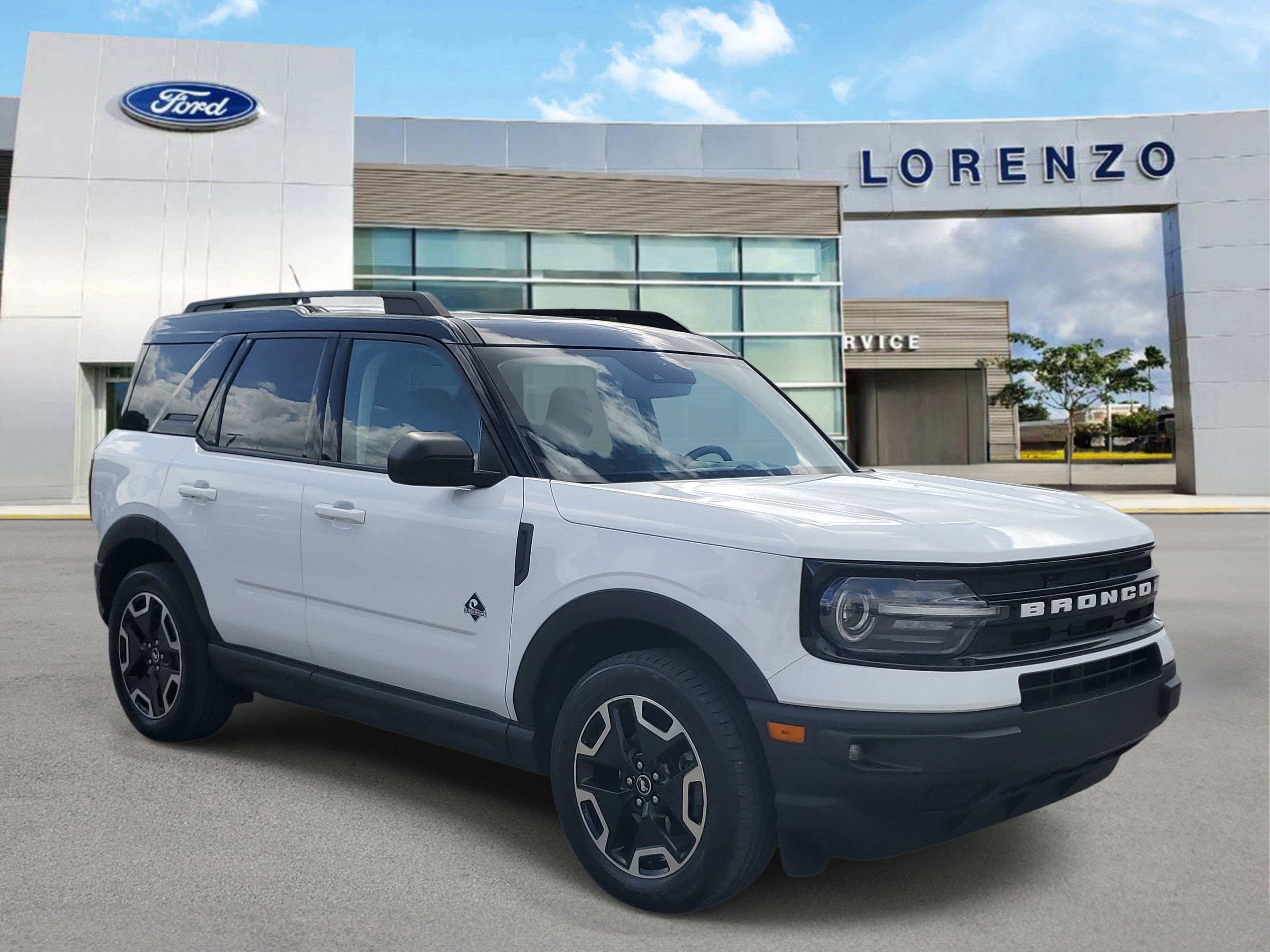 Used 2021 Ford Bronco Sport Outer Banks w/ Outer Banks Package AWD/4WD image 3