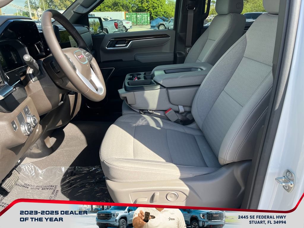 New 2026 GMC Sierra 1500 SLE image 9