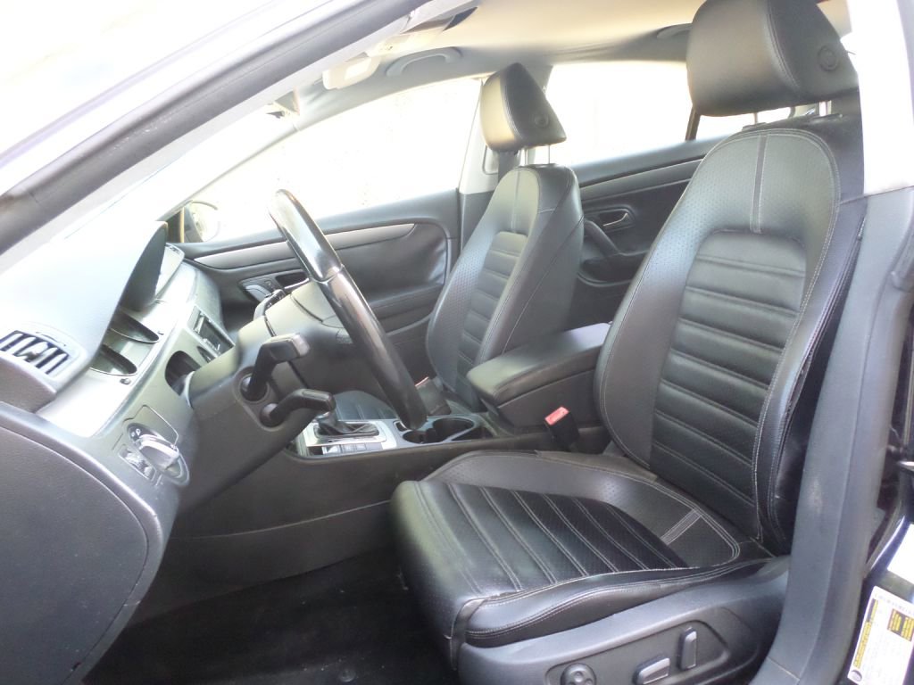 Used 2012 Volkswagen CC Sport image 9