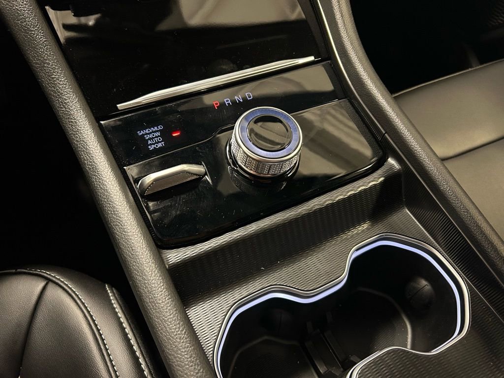 New 2025 Jeep Grand Cherokee Limited w/ Black Appearance Package image 17