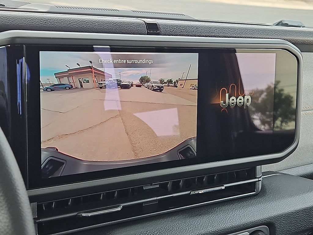 New 2026 Jeep Gladiator Sport AWD/4WD image 16