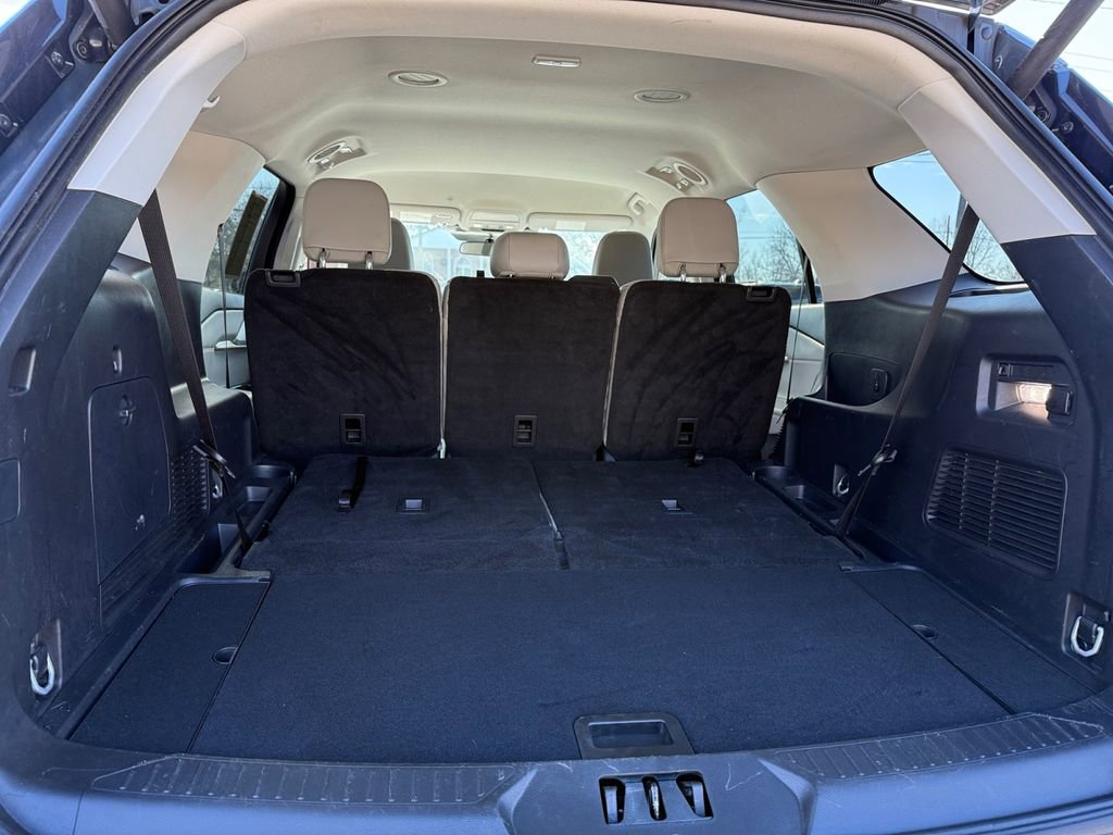 Certified 2025 Ford Explorer Active w/ Active Comfort Package image 17