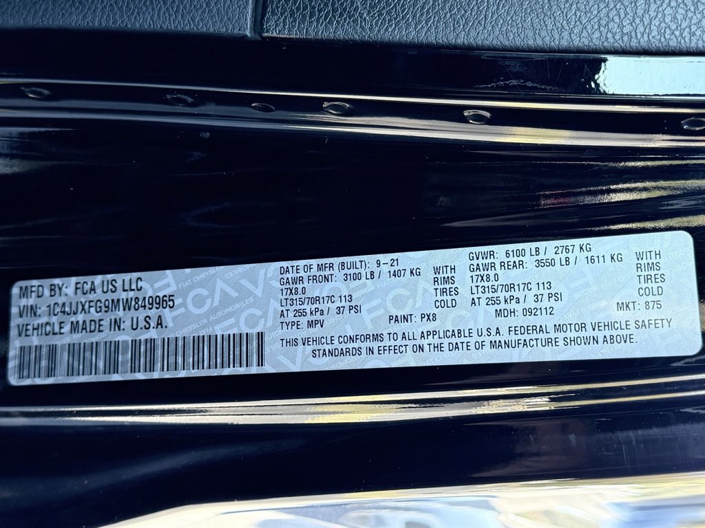 Used 2021 Jeep Wrangler Unlimited Rubicon w/ Xtreme Recon 35" Tire Package image 38