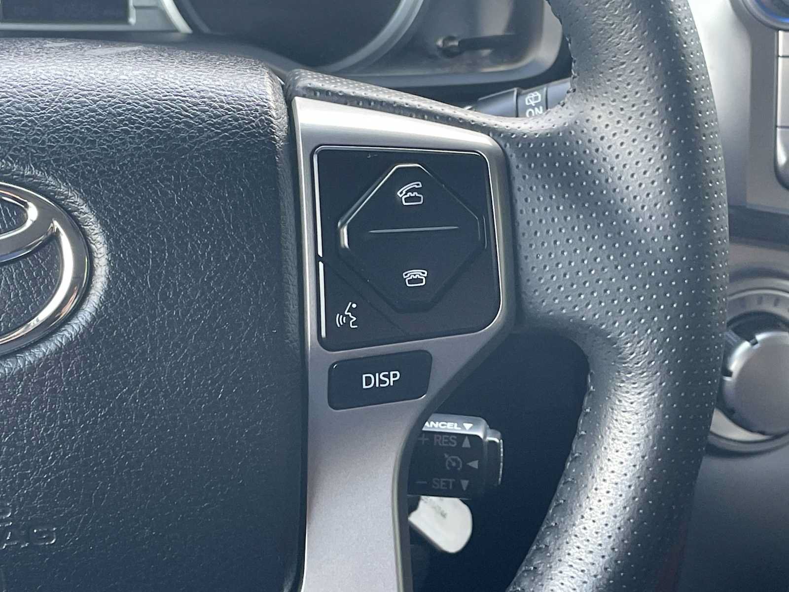 Used 2016 Toyota 4Runner SR5 Premium RWD image 16