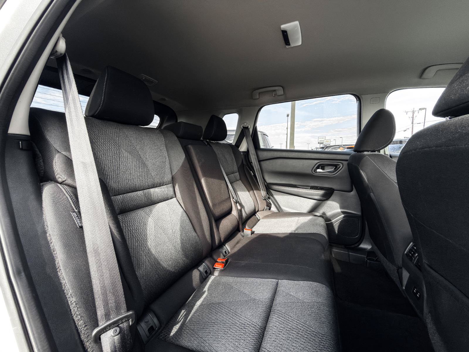 Used 2024 Nissan Rogue SV FWD image 23
