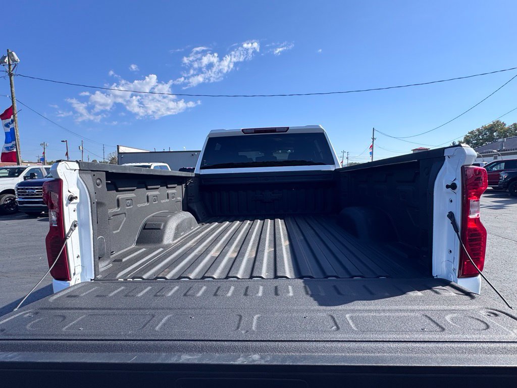 Used 2026 Chevrolet Silverado 2500 LT AWD/4WD image 7