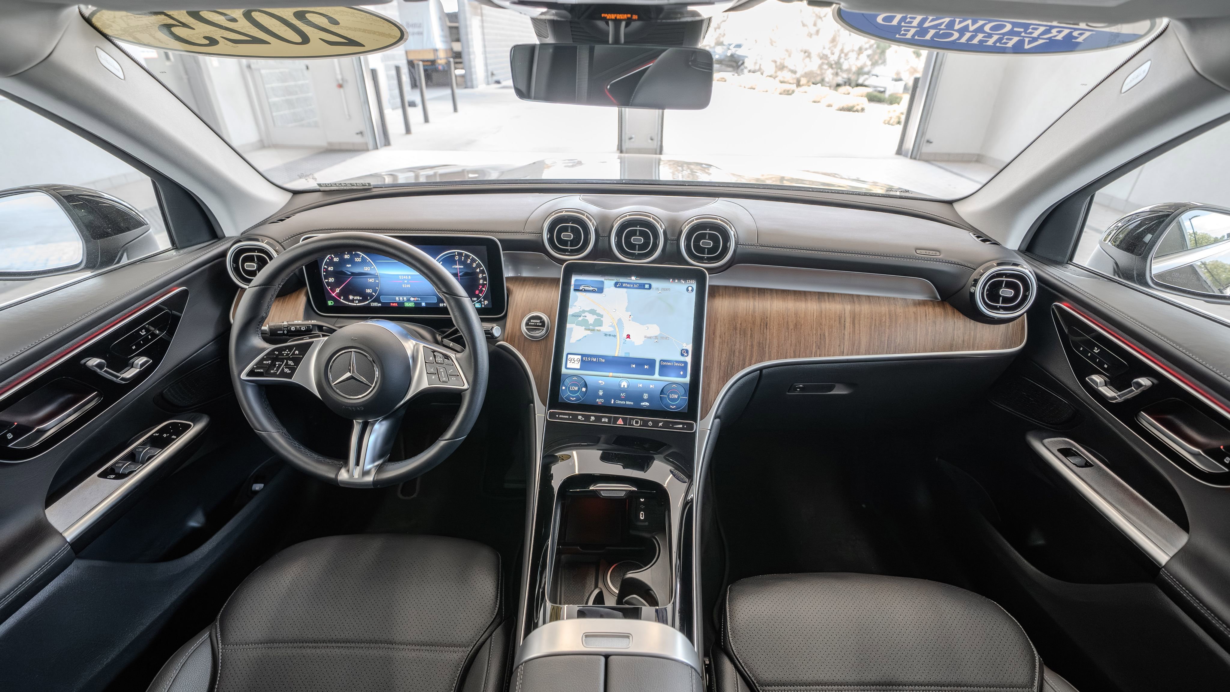 Certified 2025 Mercedes-Benz GLC 350e 4MATIC image 8