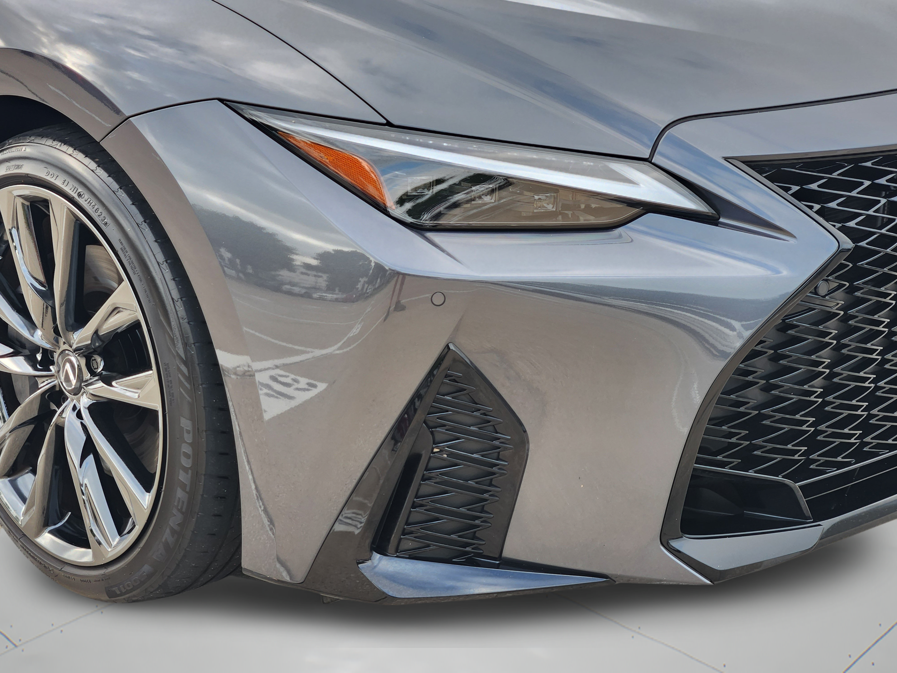 Used 2024 Lexus IS 350 F Sport RWD image 36