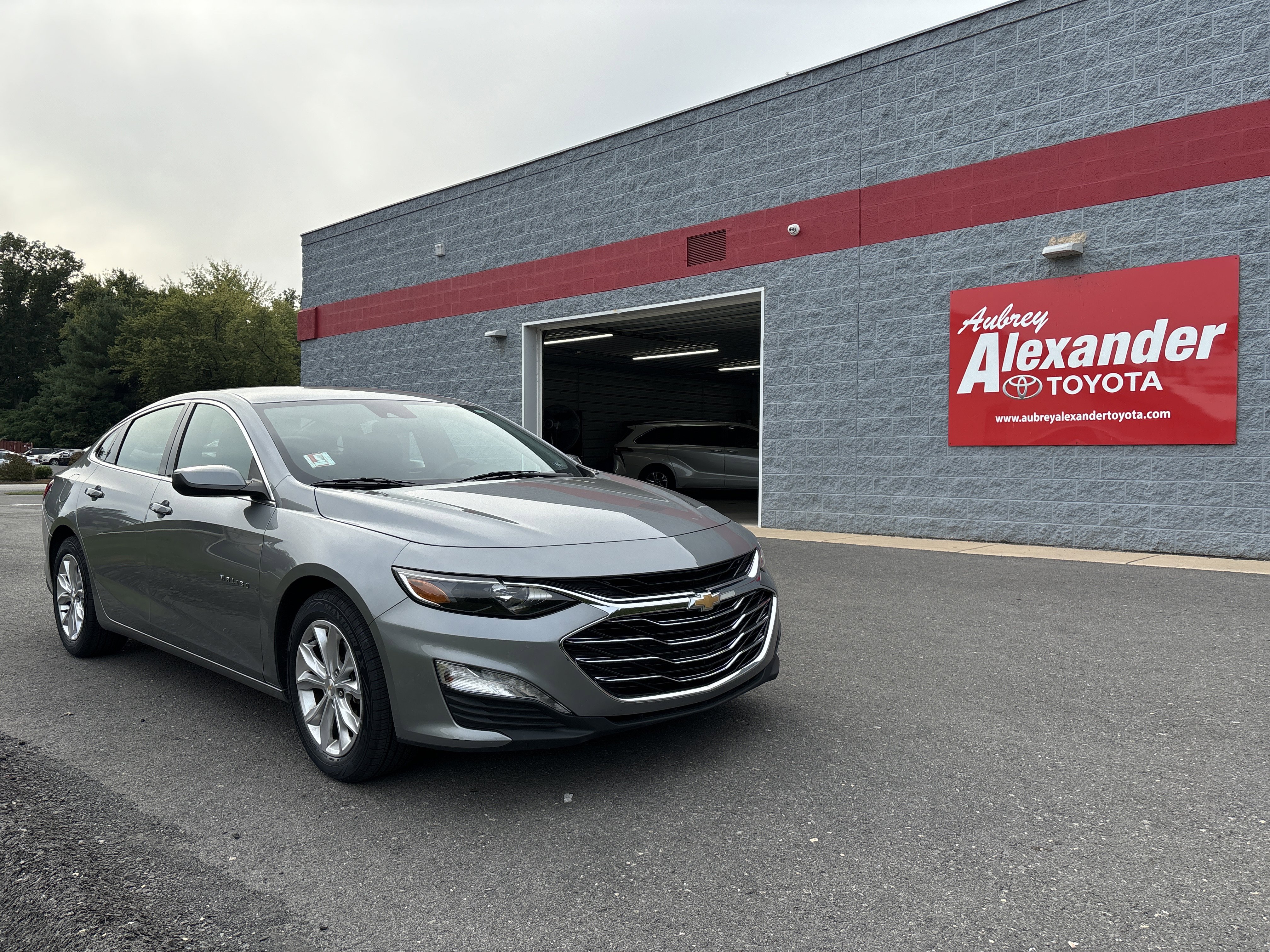 Used 2023 Chevrolet Malibu LT
