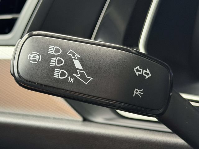 Certified 2024 Volkswagen Jetta S FWD image 22