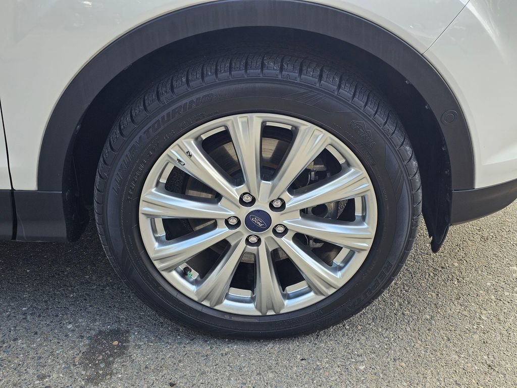 Used 2017 Ford Escape Titanium w/ Equipment Group 301A image 9