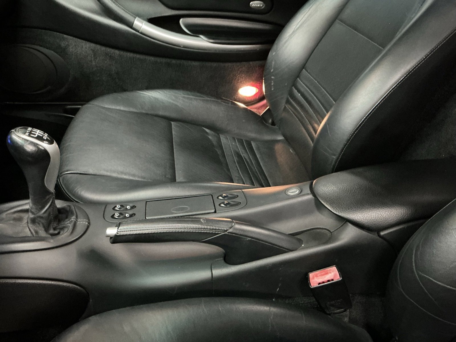 Used 2002 Porsche Boxster S image 33