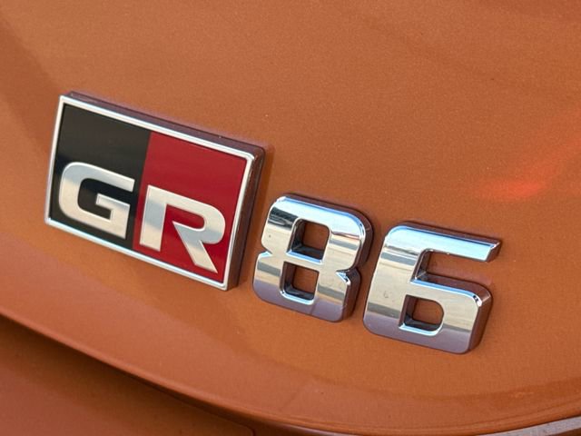 Used 2023 Toyota GR86 10th Anniversary SE image 10