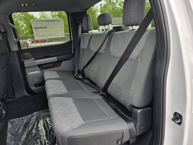 New 2025 Ford F350 XLT w/ Black Appearance Package image 13