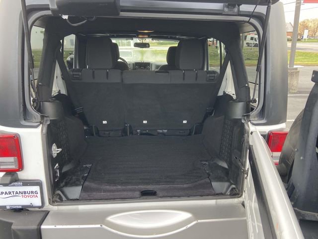 Used 2018 Jeep Wrangler Unlimited Sahara image 8