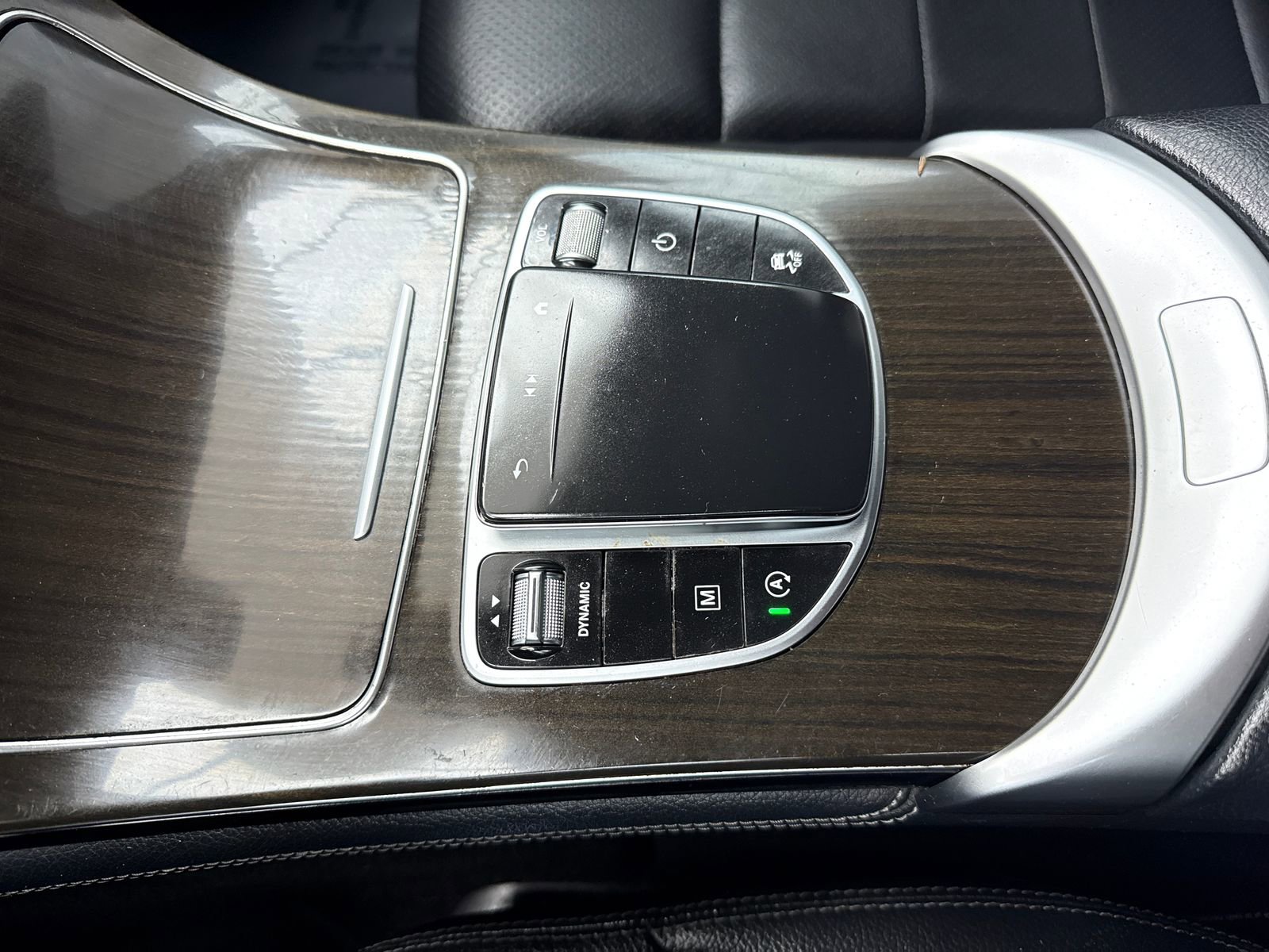 Used 2020 Mercedes-Benz GLC 300 4MATIC image 30