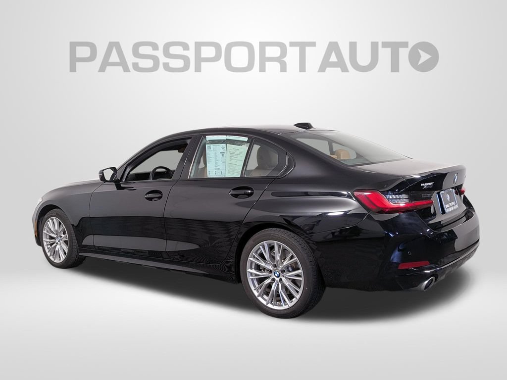 Used 2023 BMW 330i xDrive Sedan w/ Driving Assistance Package AWD/4WD image 3
