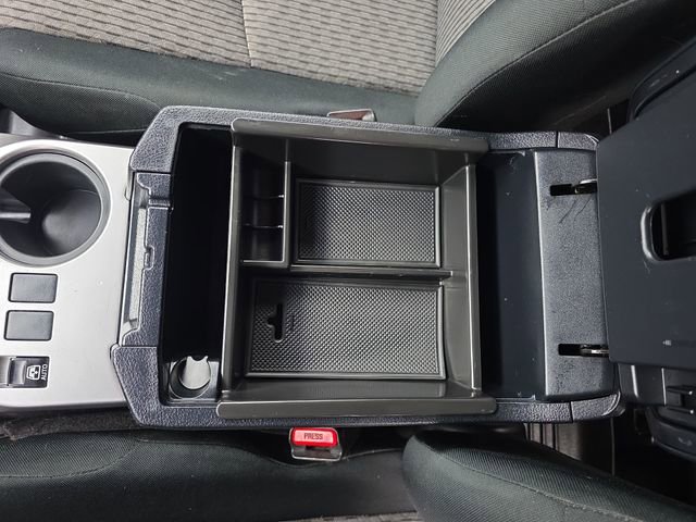 Used 2018 Toyota 4Runner SR5 image 26