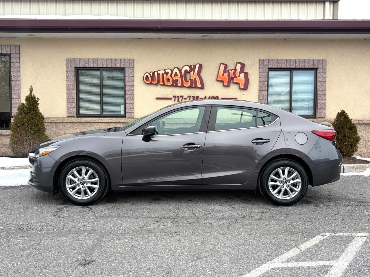 Used 2018 MAZDA MAZDA3 Sport w/ Preferred Equipment Package FWD image 35