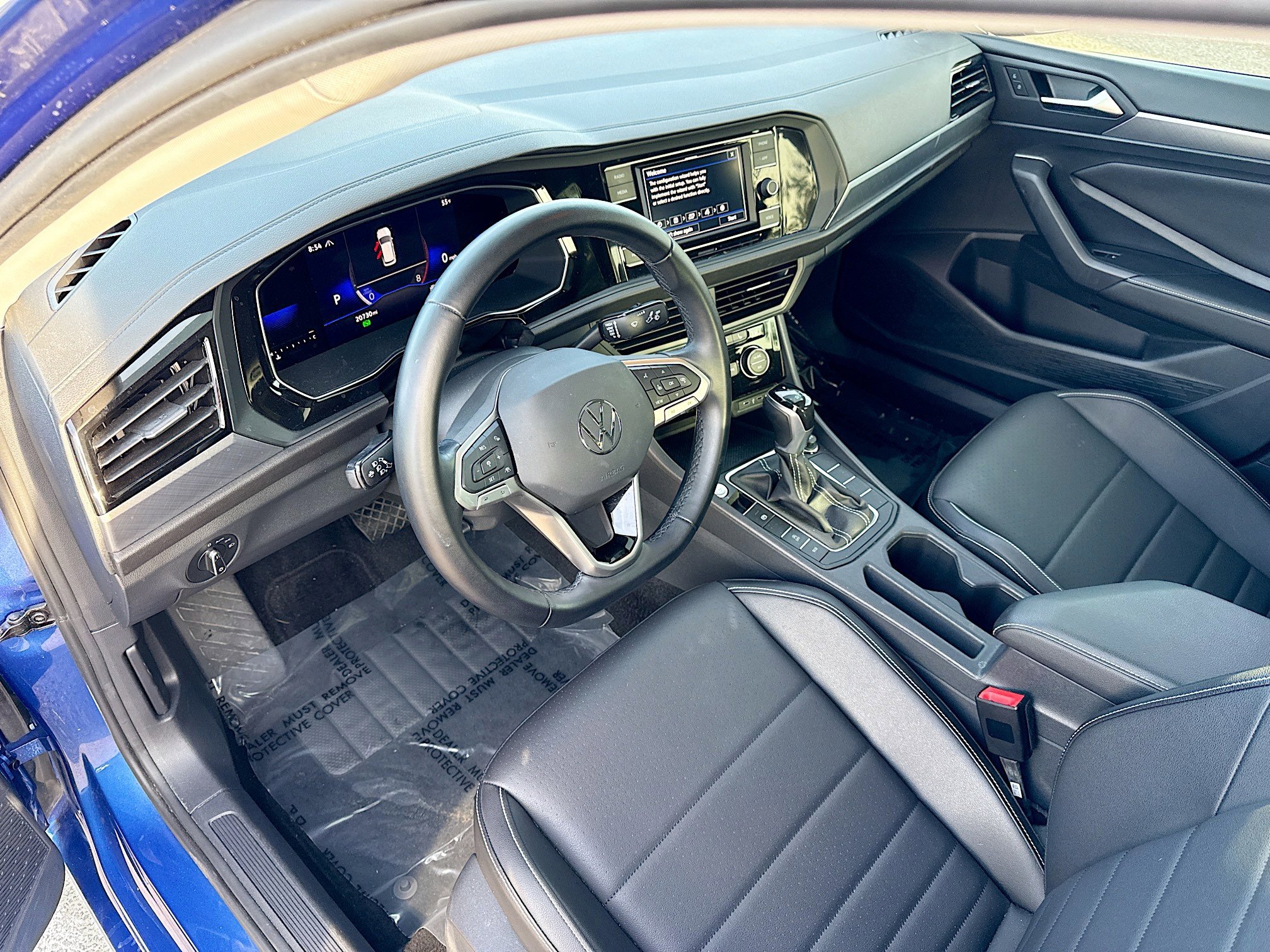 Used 2023 Volkswagen Jetta SE w/ Panoramic Sunroof Package image 24