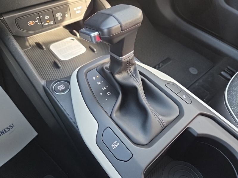 New 2025 Kia K4 GT-Line w/ GT-Line Sunroof Package FWD image 40