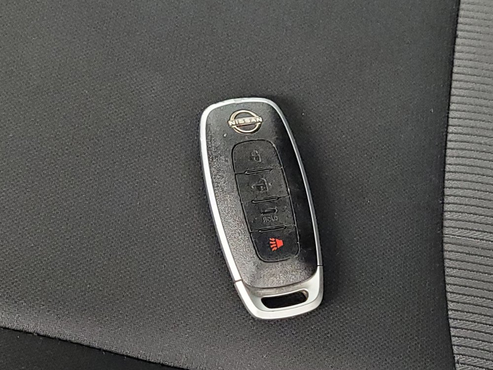 Used 2025 Nissan Sentra SV FWD image 32